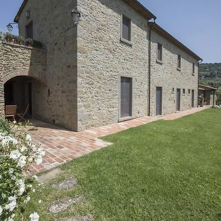 Maestà Del Sasso Villa *