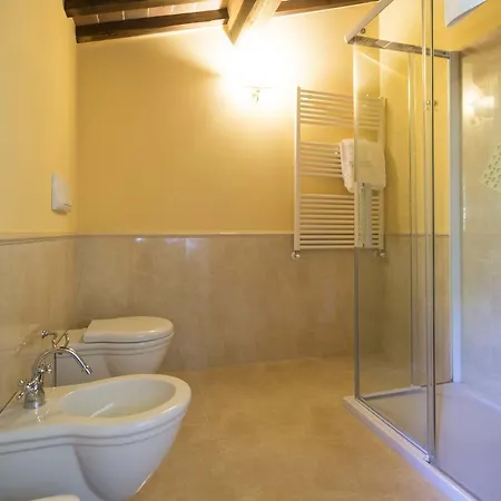 Maestà Del Sasso Villa