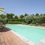 ヴィラ Maesta Del Sasso *