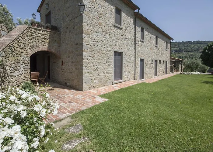 Maesta Del Sasso Villa *