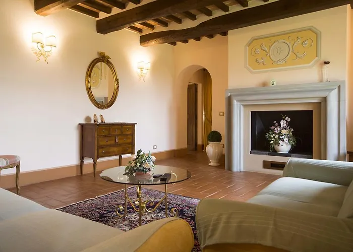 Maesta Del Sasso Villa